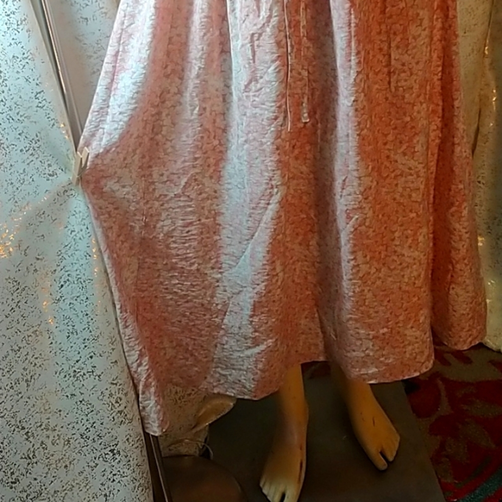 Balloon Sleeves, Open Midriff Midi - Picture 4 of 10
